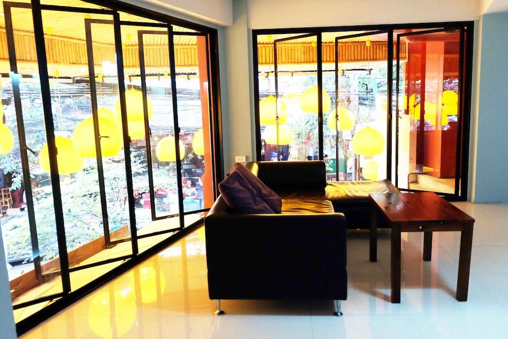 Villa Cha-Cha Khaosan Rambuttri Bangkok Buitenkant foto